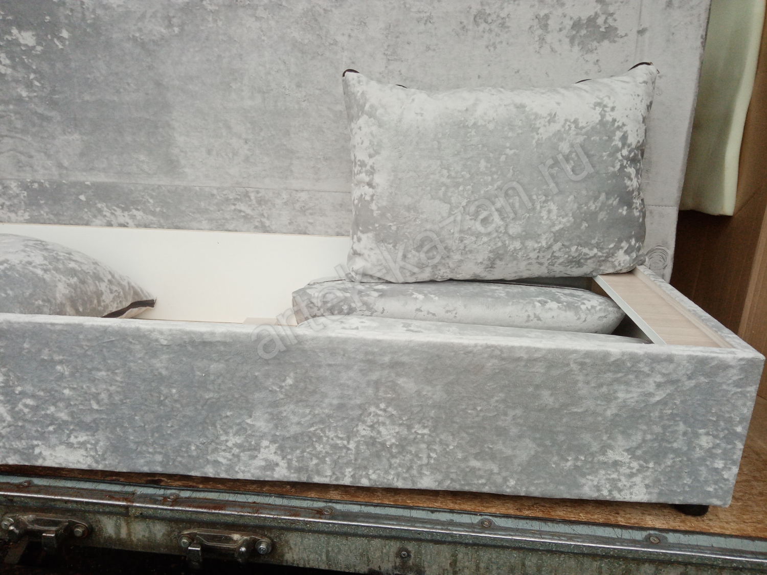 Фото 7. Купить недорогой диван по низкой цене от производителя можно у нас.